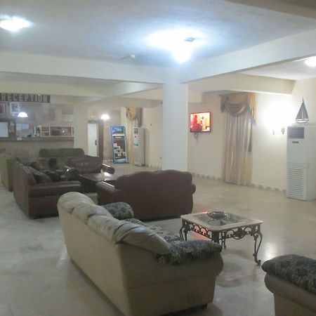 Tiffany Hotel And Towers Imogwu-Agwa المظهر الخارجي الصورة