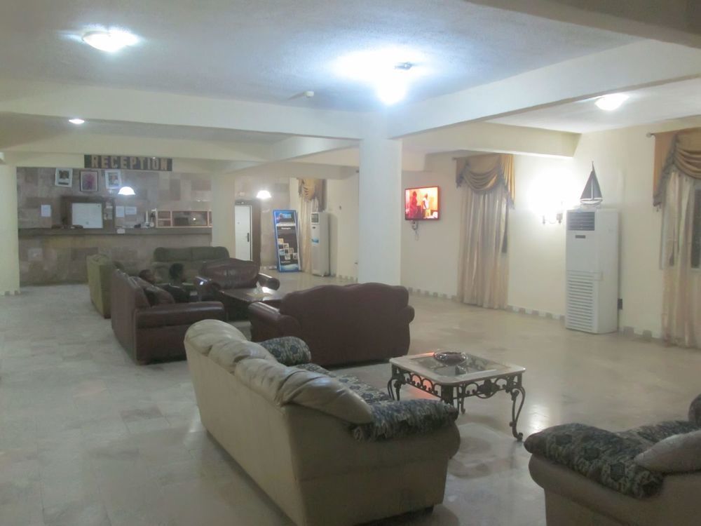 Tiffany Hotel And Towers Imogwu-Agwa المظهر الخارجي الصورة