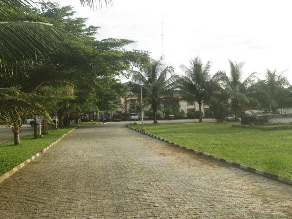 Tiffany Hotel And Towers Imogwu-Agwa المظهر الخارجي الصورة